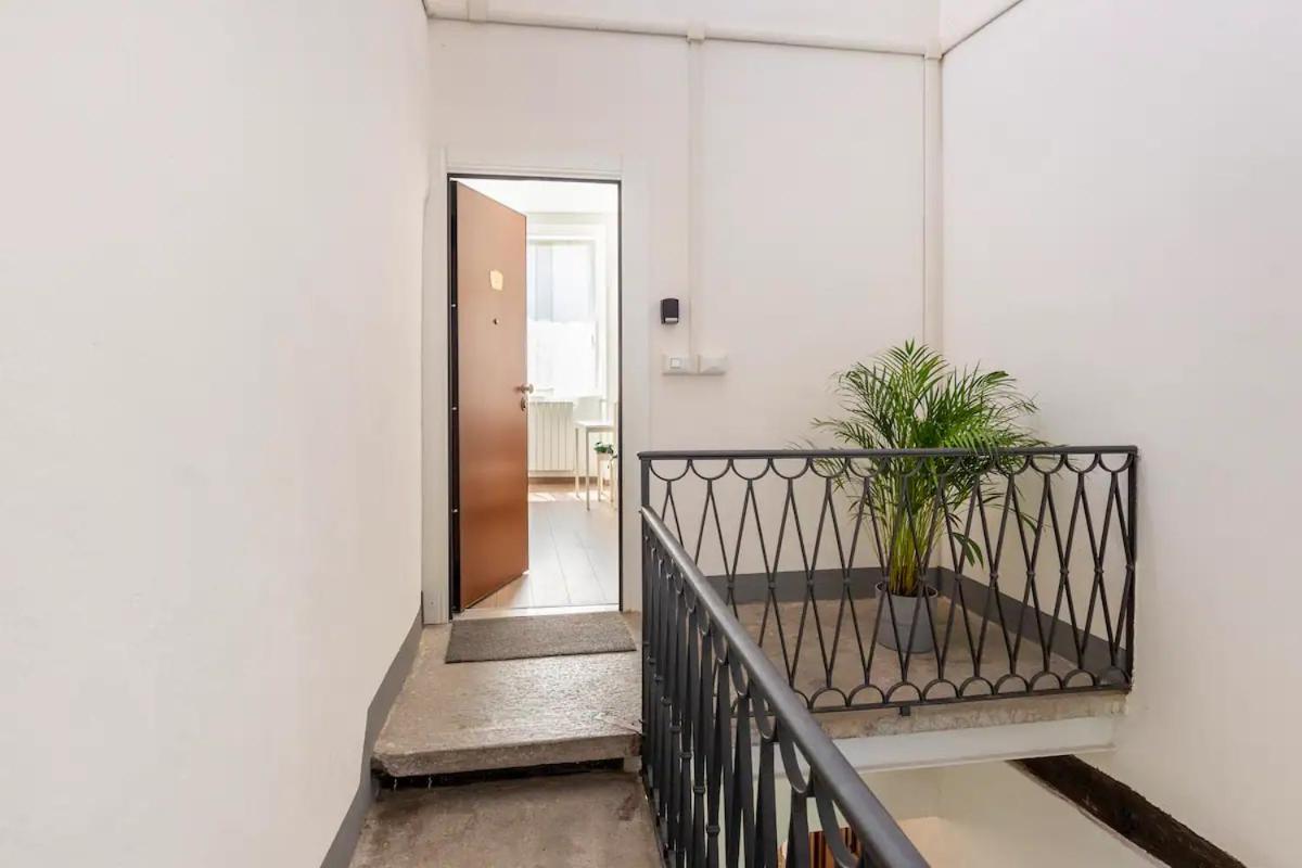 Anita'S Apartment Como Exterior photo